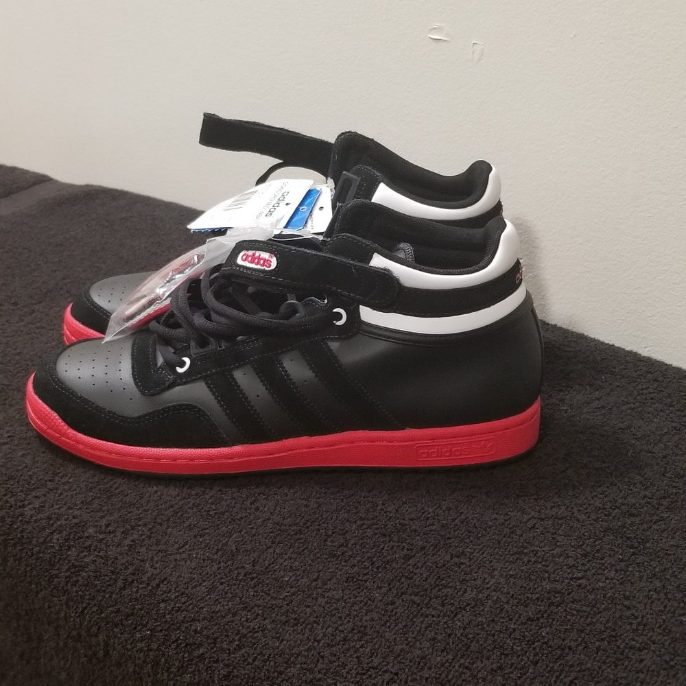 Men's Adidas Sneakers